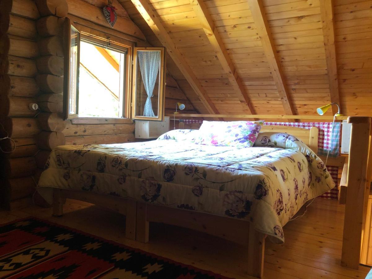 B&B Le Corone - Chalet Nel Bosco Cavalo Buitenkant foto
