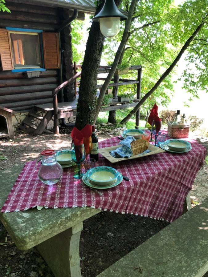 B&B Le Corone - Chalet Nel Bosco Cavalo Buitenkant foto