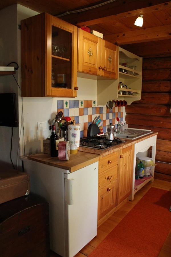 B&B Le Corone - Chalet Nel Bosco Cavalo Buitenkant foto